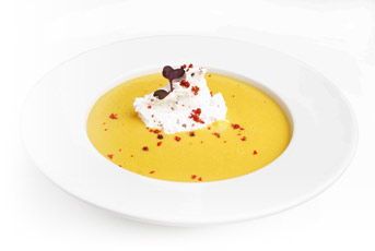 Soupe de courge butternut et fouettée au poivre rose de ...